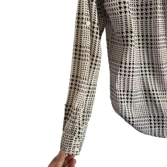 41 Hawthorn blouse women's top size Medium white and black longsleeve - Picture 3 of 13